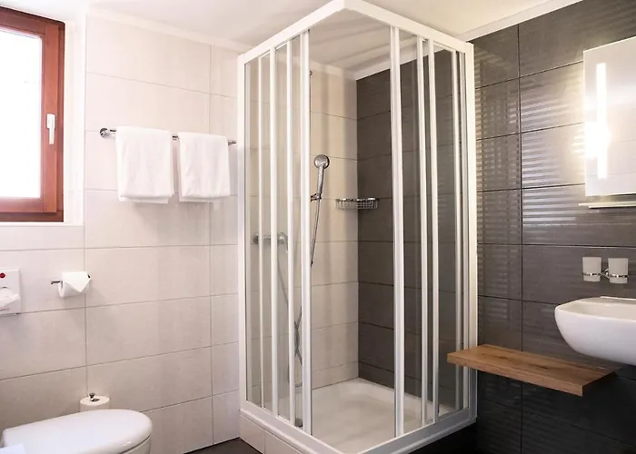 San Bernardo 3* Контра