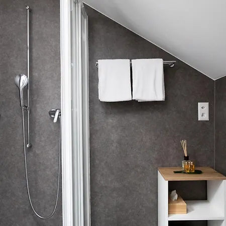 Hotel San Bernardo Tenero-Contra