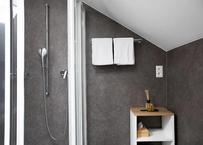 Hotell San Bernardo Tenero-Contra